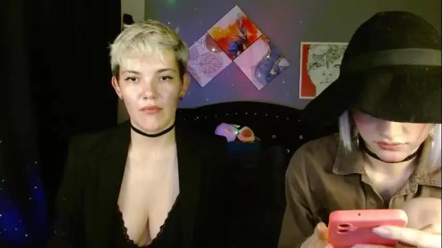 Image 10 of mackenziemoon Stream on Chaturbate on 1 month ago