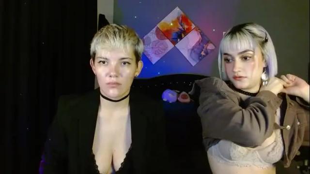 Image 7 of mackenziemoon Stream on Chaturbate on 1 month ago