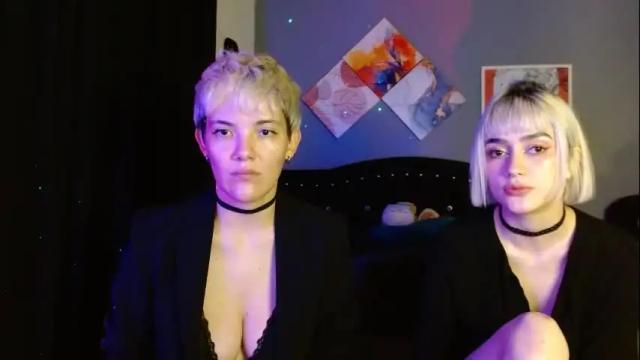 Image 10 of mackenziemoon Stream on Chaturbate on 25 days ago