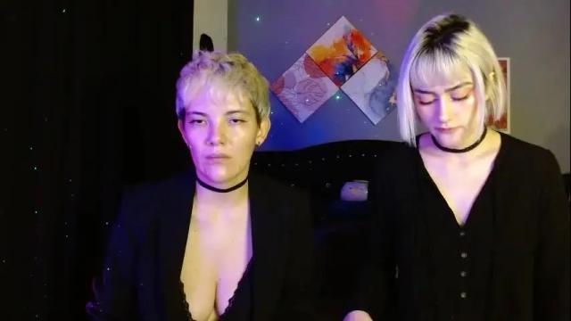 Image 12 of mackenziemoon Stream on Chaturbate on 25 days ago
