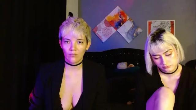 Image 8 of mackenziemoon Stream on Chaturbate on 25 days ago