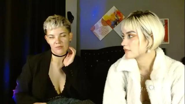 Image 10 of mackenziemoon Stream on Chaturbate on 13 days ago