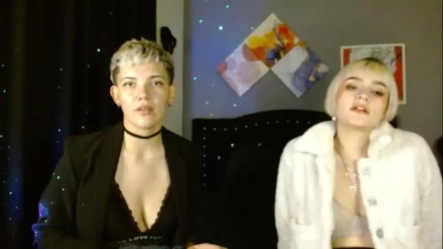 Image 12 of mackenziemoon Stream on Chaturbate on 13 days ago