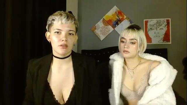 Image 7 of mackenziemoon Stream on Chaturbate on 13 days ago