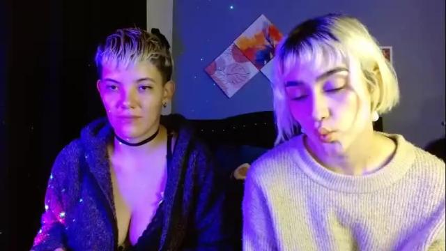 Image 4 of mackenziemoon Stream on Chaturbate on 6 days ago