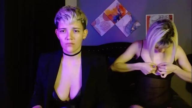 Image 4 of mackenziemoon Stream on Chaturbate on 3 days ago