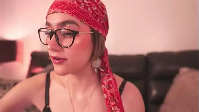 Image 10 of mackenziemoon Stream on Chaturbate on 1 month ago