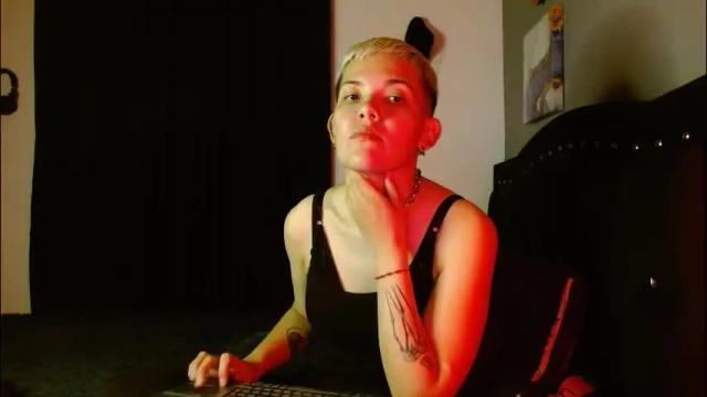 Image 6 of mackenziemoon Stream on Chaturbate on 7 days ago