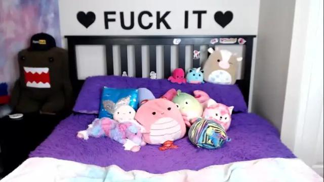 Image 7 of mackenziewolfe Stream on Chaturbate on 27 days ago