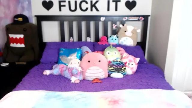Thumbnail 1, mackenziewolfe's Stream at Chaturbate, 1 month ago