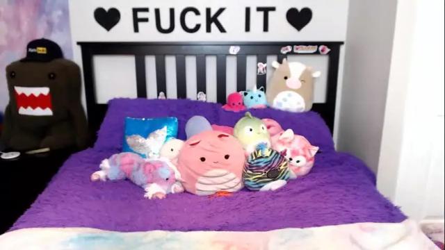 Image 6 of mackenziewolfe Stream on Chaturbate on 1 month ago