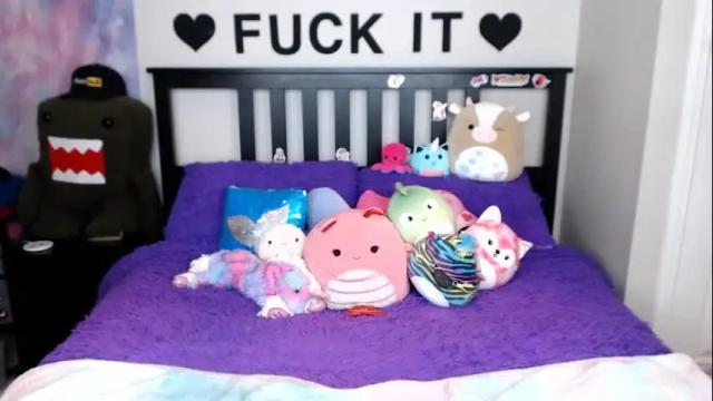 Image 6 of mackenziewolfe Stream on Chaturbate on 28 days ago