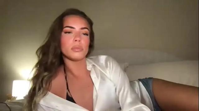 Image 3 of macybrookss Stream on Chaturbate on 20 months ago