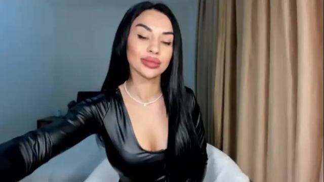 Image 2 of madam_jesse Stream on Chaturbate on 3 months ago