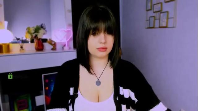 Image 3 of madam_ulis Stream on Chaturbate on 1 month ago