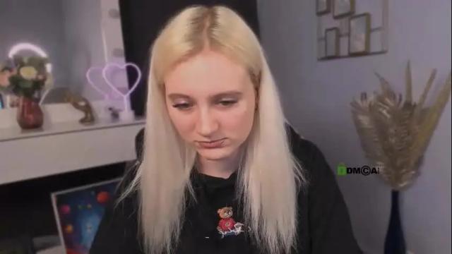 Image 11 of madam_ulis Stream on Chaturbate on 25 days ago