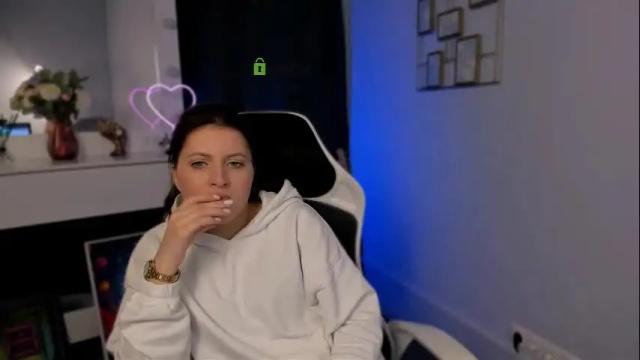 Image 11 of madam_ulis Stream on Chaturbate on 2 months ago