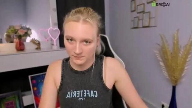 Image 3 of madam_ulis Stream on Chaturbate on 14 days ago