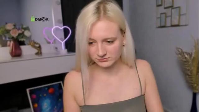 Image 10 of madam_ulis Stream on Chaturbate on 11 days ago
