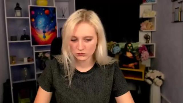 Image 3 of madam_ulis Stream on Chaturbate on 4 days ago