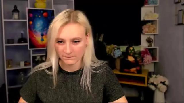 Image 6 of madam_ulis Stream on Chaturbate on 4 days ago