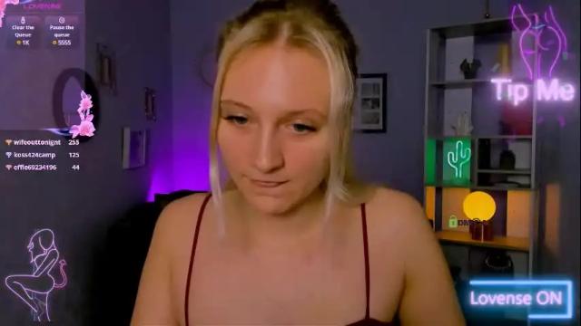 Image 6 of madam_ulis Stream on Chaturbate on 1 month ago