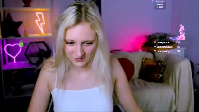 Image 2 of madam_ulis Stream on Chaturbate on 1 month ago