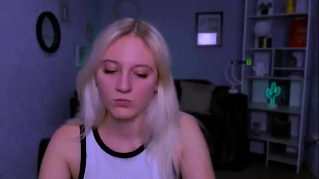 Image 2 of madam_ulis Stream on Chaturbate on 24 days ago