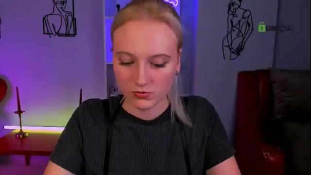 Image 10 of madam_ulis Stream on Chaturbate on 10 days ago
