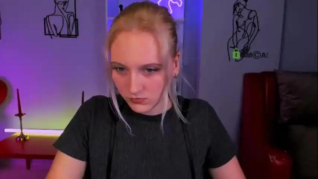 Image 2 of madam_ulis Stream on Chaturbate on 10 days ago