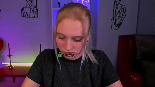 Image 7 of madam_ulis Stream on Chaturbate on 10 days ago