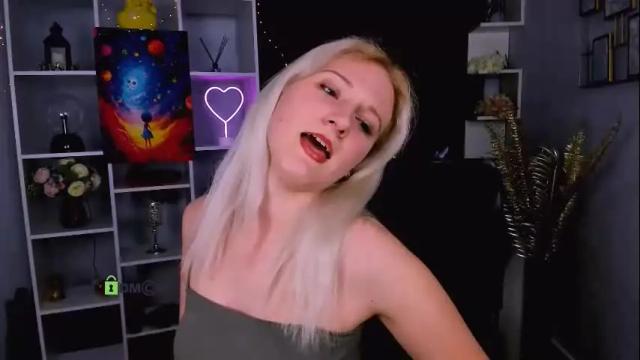 Image 4 of madam_ulis Stream on Chaturbate on 8 days ago