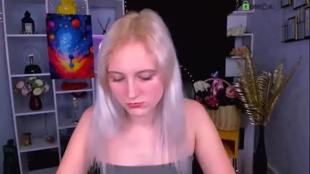 Image 7 of madam_ulis Stream on Chaturbate on 8 days ago