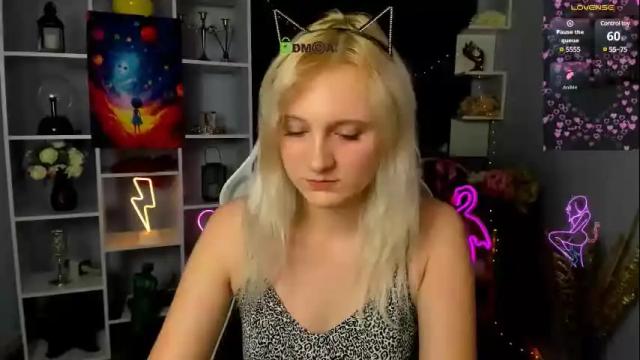 Image 8 of madam_ulis Stream on Chaturbate on 3 months ago