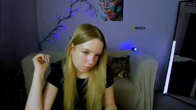 Image 6 of madam_ulis Stream on Chaturbate on 2 months ago