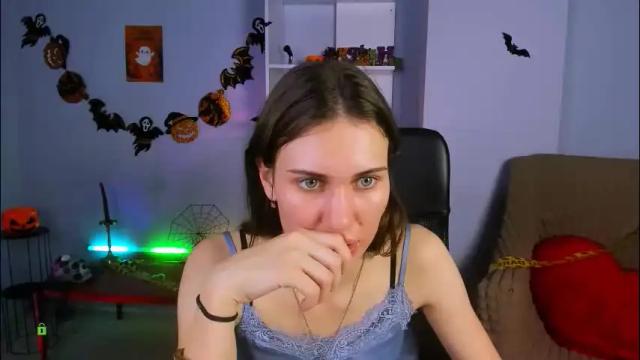 Image 12 of madam_ulis Stream on Chaturbate on 7 days ago