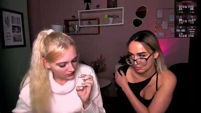 Image 2 of madam_ulis Stream on Chaturbate on 5 days ago