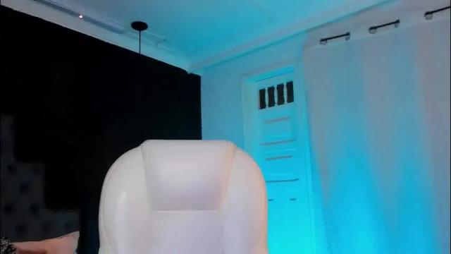 Image 3 of madame_lilith Stream on Chaturbate on 2 months ago