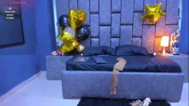 Image 10 of madameheels_ Stream on Chaturbate on 1 month ago