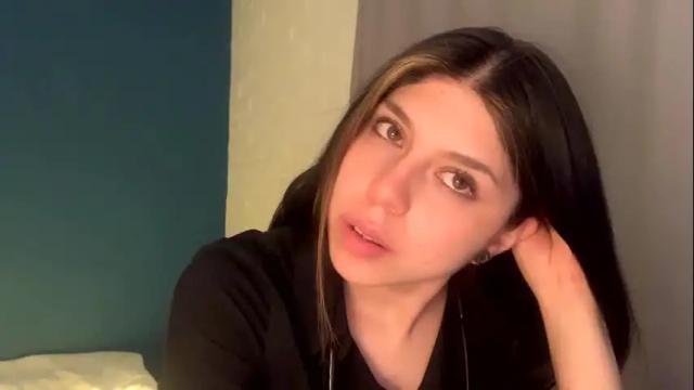 Image 3 of madamenuts Stream on Chaturbate on 13 months ago