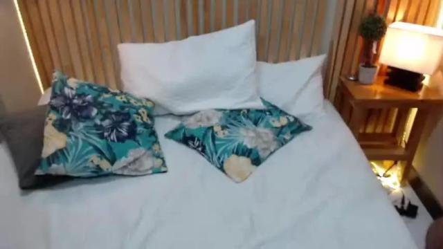 Image 3 of madamerouse_gaston Stream on Chaturbate on 20 months ago