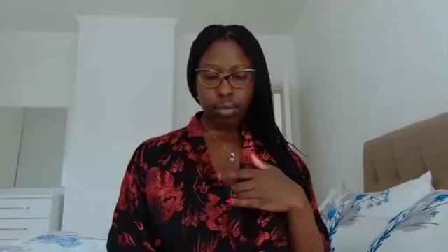 Image 11 of madamindigo Stream on Chaturbate on 20 months ago