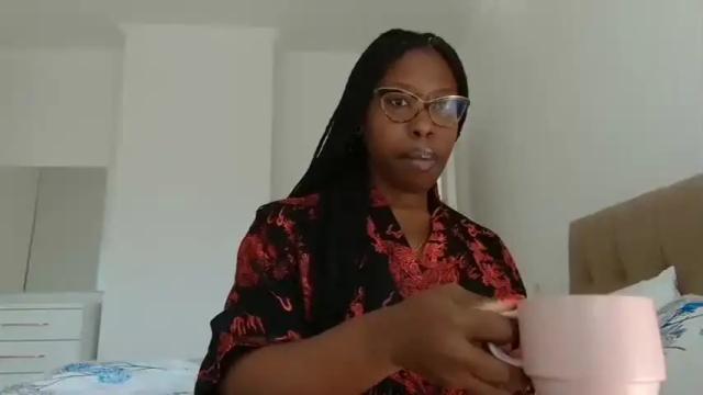 Image 2 of madamindigo Stream on Chaturbate on 20 months ago