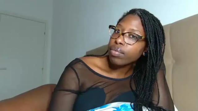 Image 2 of madamindigo Stream on Chaturbate on 19 months ago