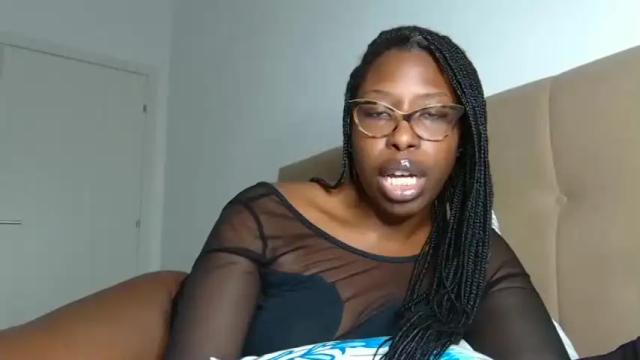 Image 3 of madamindigo Stream on Chaturbate on 19 months ago