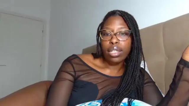 Image 7 of madamindigo Stream on Chaturbate on 19 months ago