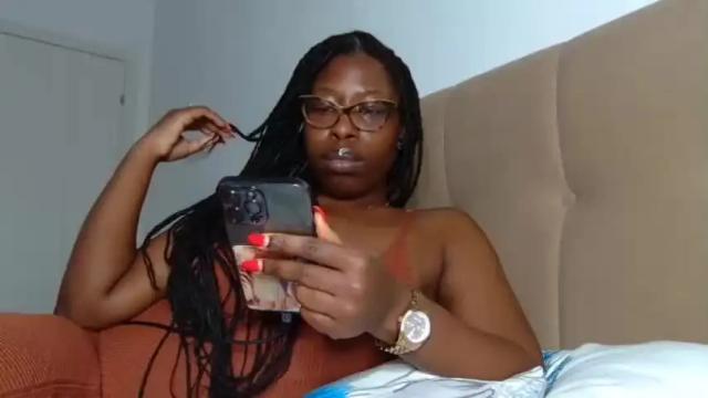 Thumbnail 3, madamindigo's Stream at Chaturbate, 19 months ago