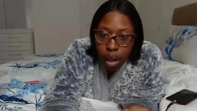 Image 4 of madamindigo Stream on Chaturbate on 15 months ago