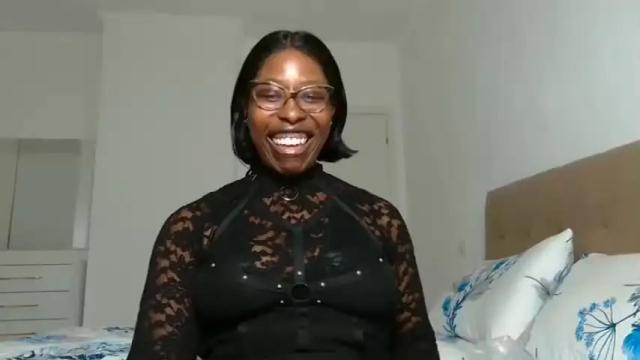 Image 10 of madamindigo Stream on Chaturbate on 15 months ago