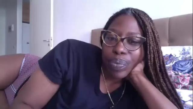 Image 10 of madamindigo Stream on Chaturbate on 5 days ago